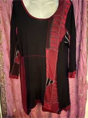 Parsley & Sage Black Tunic with Deep Red Patchwork Accents